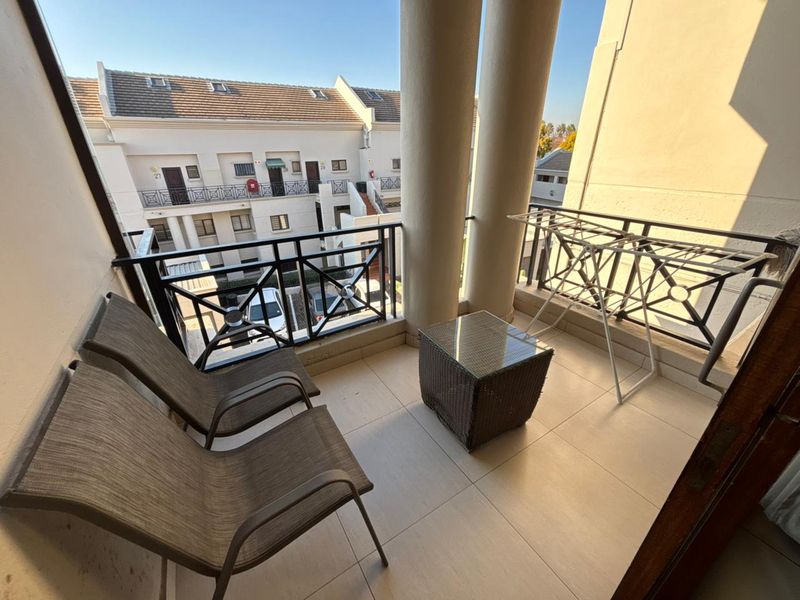 1 Bedroom Apartment in Morningside  - Photo 8
