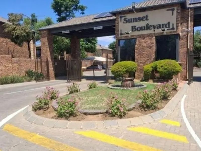 Two bed flat in Sonneveld Brakpan - Photo 10