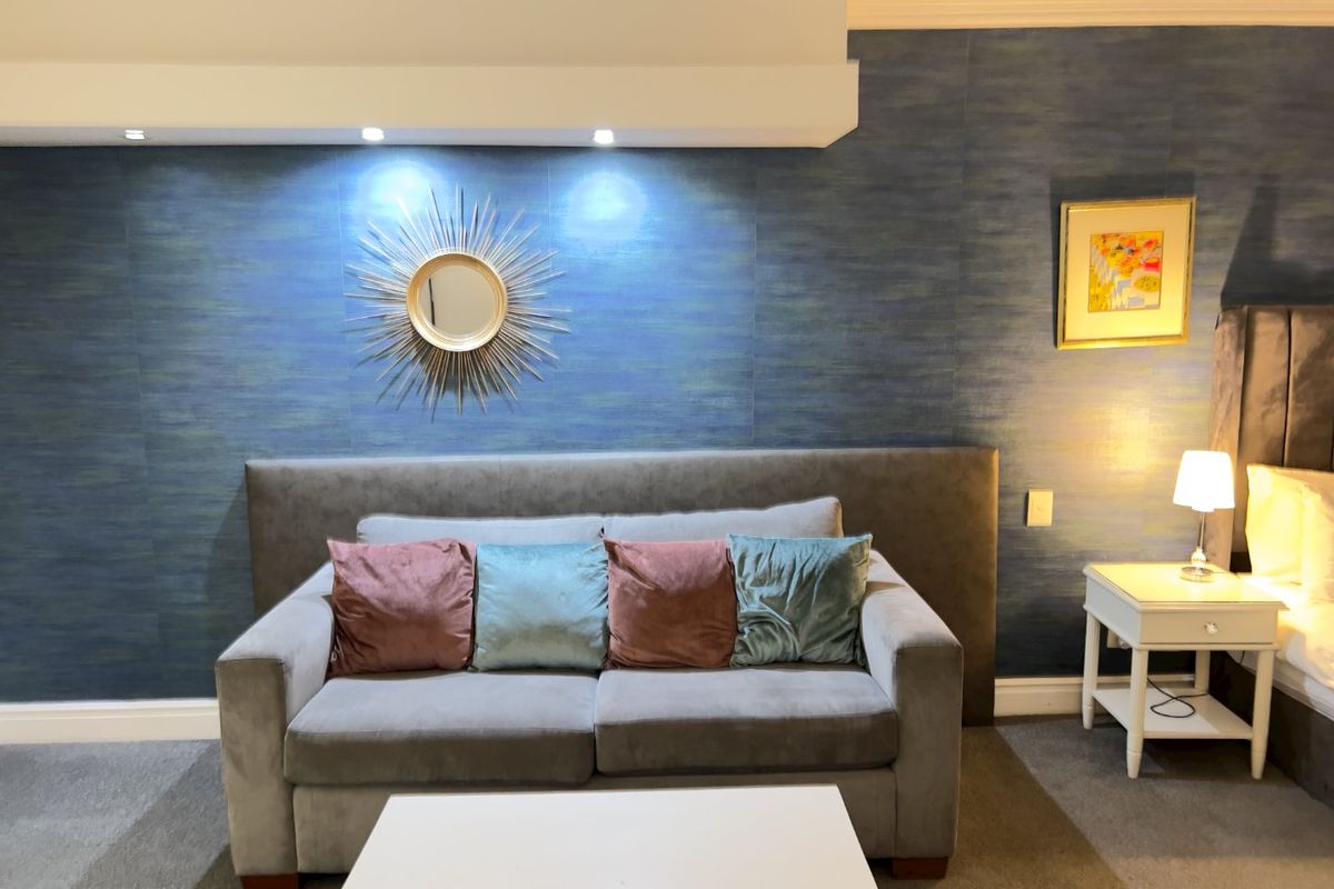 Cape Town City Centre: Cozy Studio Flat with Fibre  - Photo 2