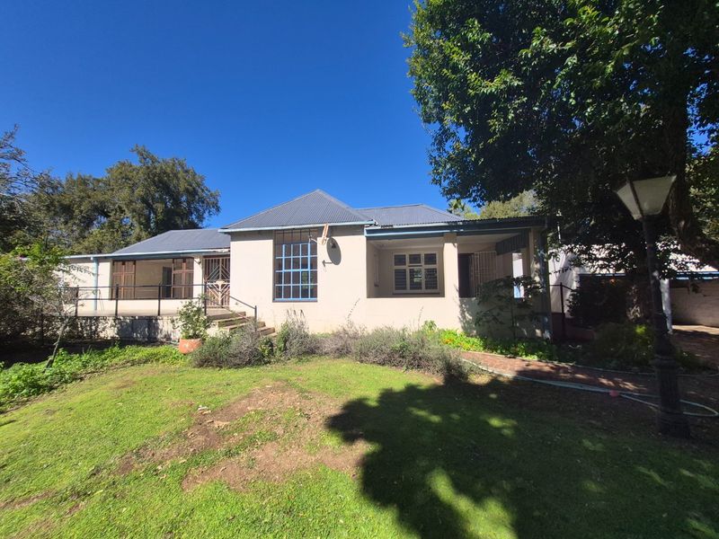 31ha Lifestyle Farm with Water Rights, River Frontage and Stunning Views - Photo 1