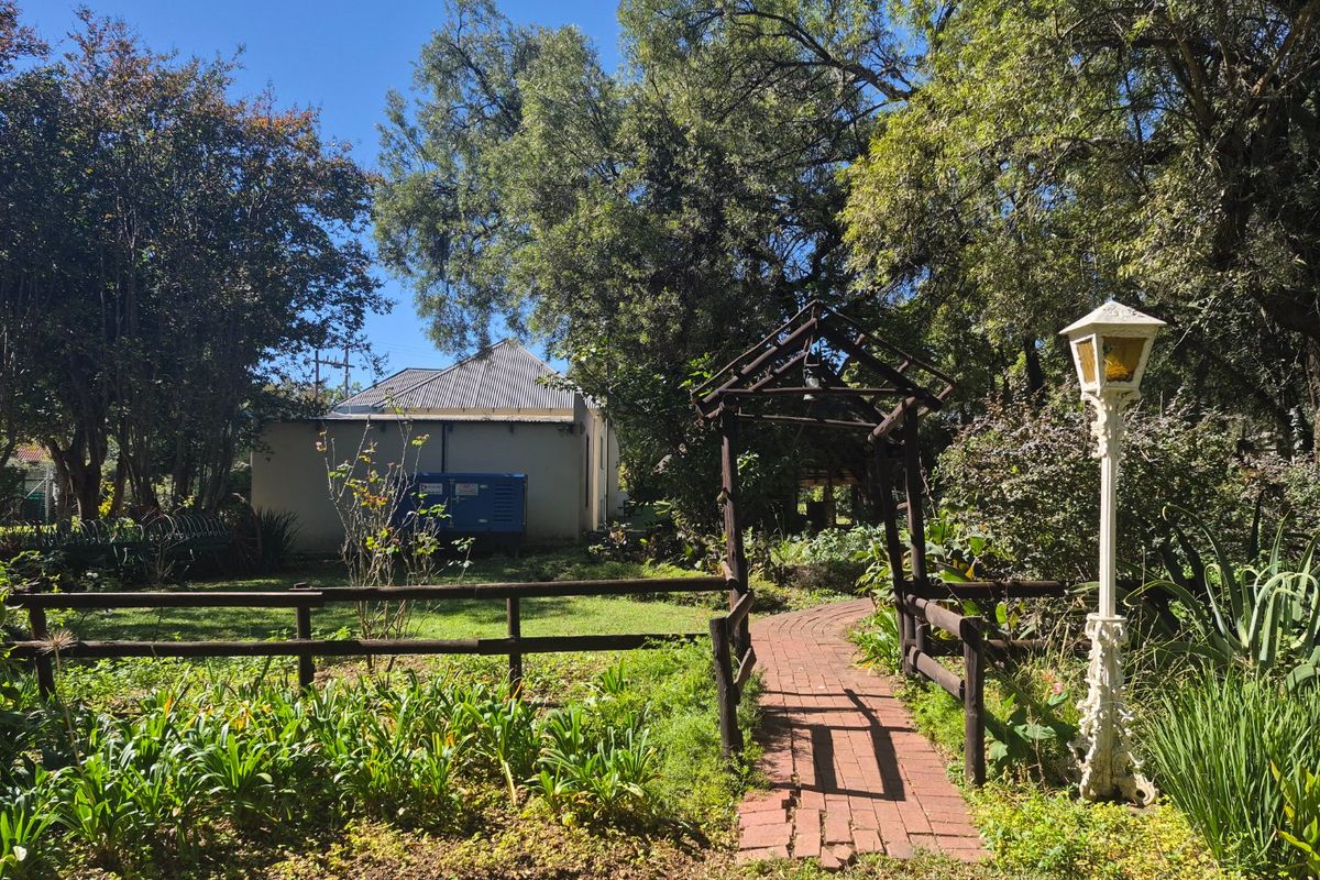 31ha Lifestyle Farm with Water Rights, River Frontage and Stunning Views - Photo 3