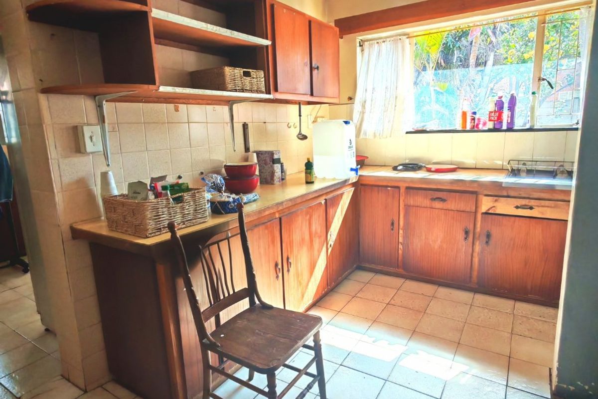 Prime Fauna Park Opportunity – Spacious Family Home with Flatlet Potential & Endless Possibilities - Photo 5