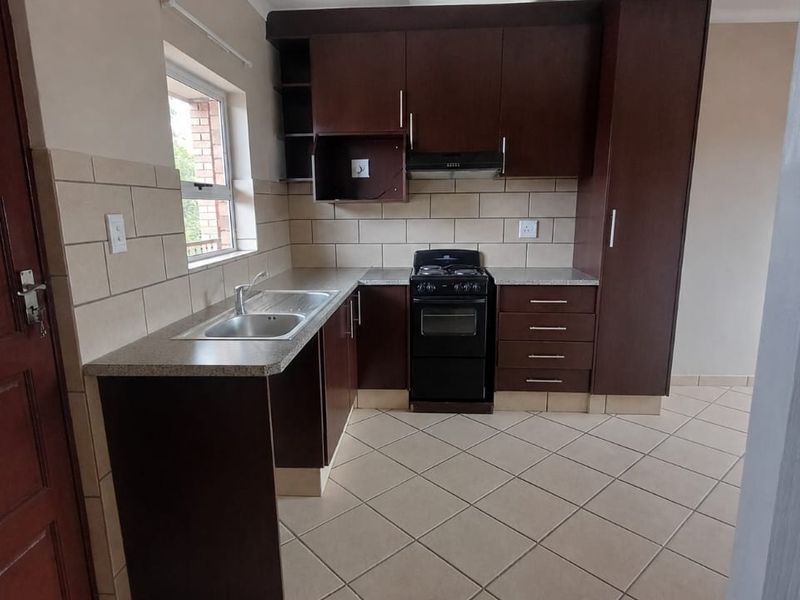 1 Bedroom Apartment / Flat for Sale in Kempton Park Central - Chronicles - Photo 3