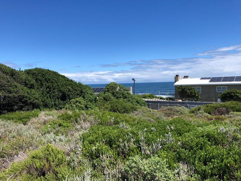Prime Vacant Stand with Sea Views – Only 200m from the Ocean in Perlemoenbaai - Photo 2