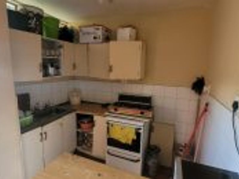 MUCKLENEUK - FLAT FOR SALE (IDEAL STUDENT ACCOMMODATION) - Photo 6