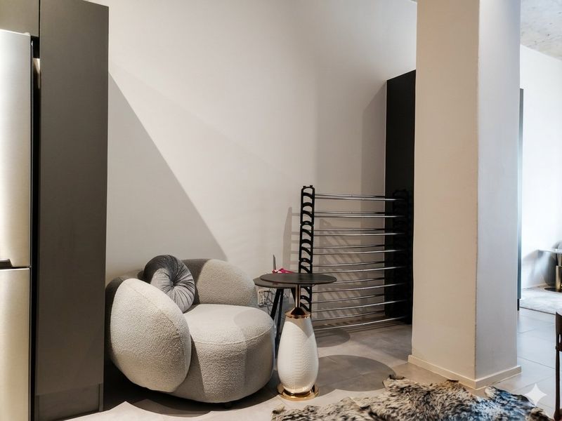Prime Turnkey Investment: Fully Furnished Executive Studio in Black Brick Sandton 1 | R960k - Photo 5