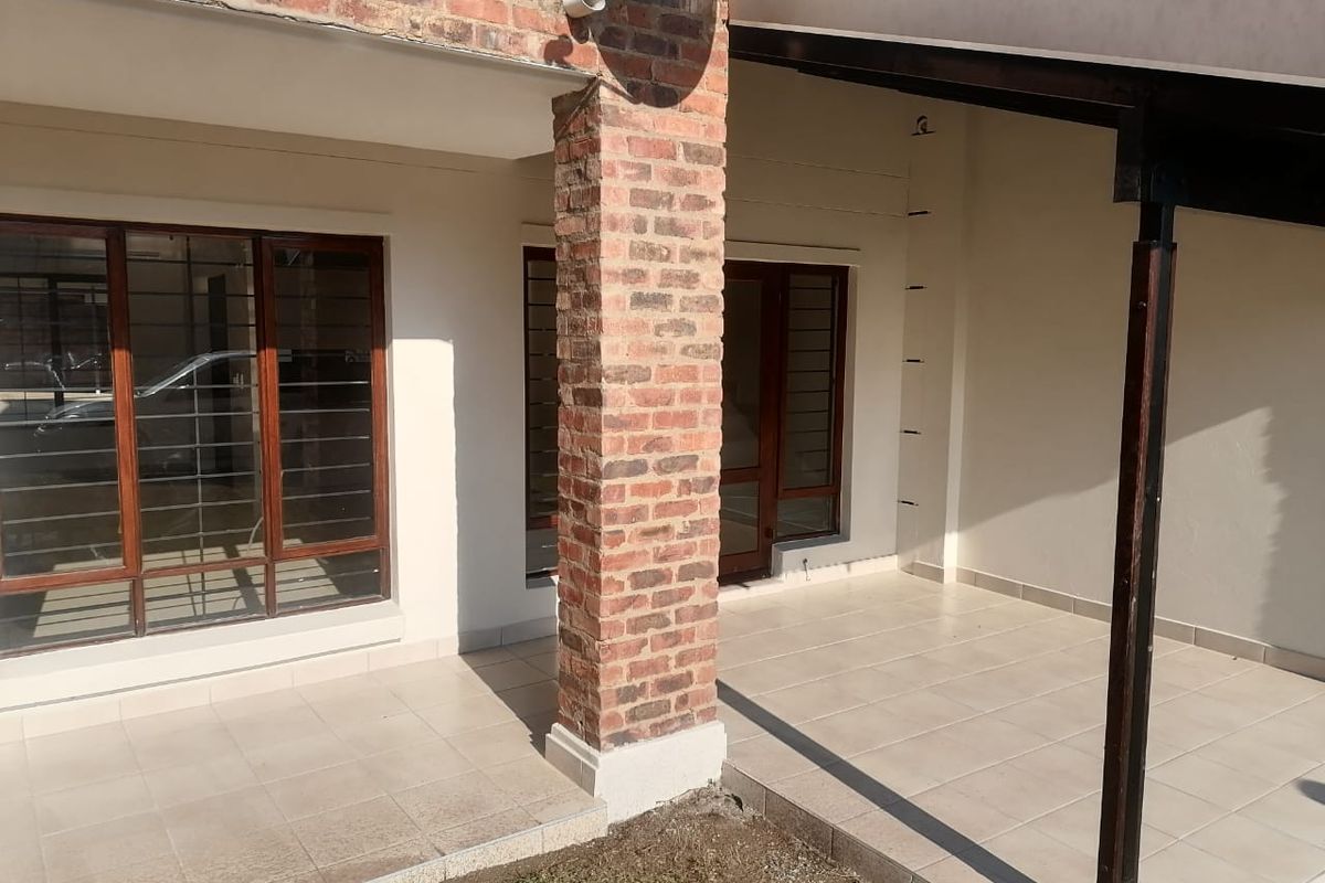 Modern 2-Bedroom, 2-Bathroom Duplex To Let in Waterfall Heights, Vorna Valley - Photo 2