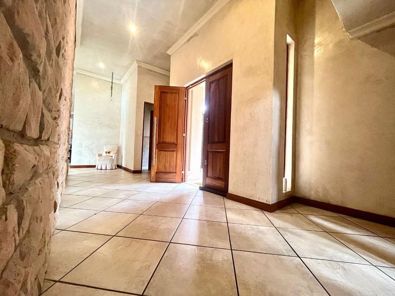 A Sanctuary Where Elegance Meets Everyday Ease - Photo 3