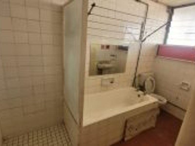 SUNNYSIDE - 1 BEDROOM FLAT FOR SALE  - Photo 6