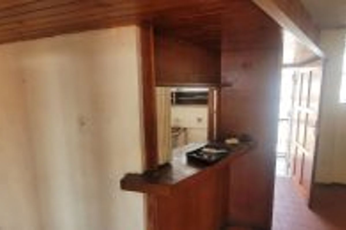 SUNNYSIDE - 1 BEDROOM FLAT FOR SALE  - Photo 2