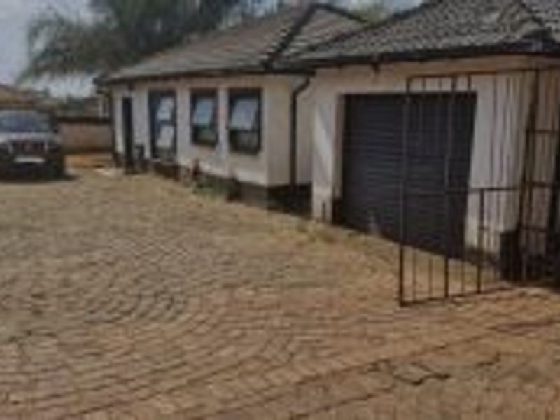 THE ORCHARDS:  3 BEDROOM HOUSE FOR SALE - Photo 1
