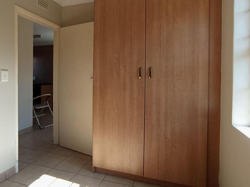 Spacious Family Home with Private Yard - Photo 10
