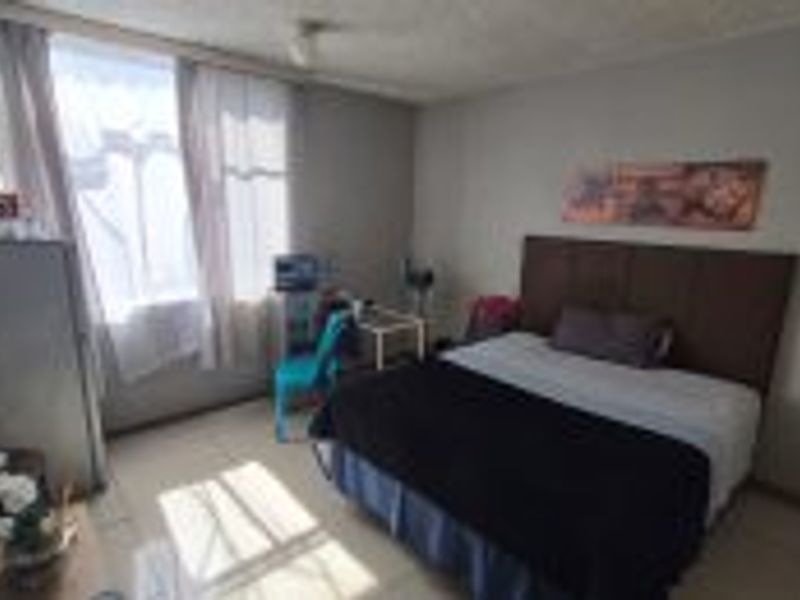 SUNNYSIDE - 2.5 BEDROOM FLAT FOR SALE - Photo 10