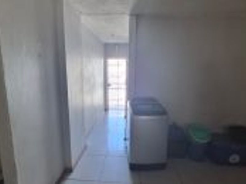 SUNNYSIDE - 2.5 BEDROOM FLAT FOR SALE - Photo 7