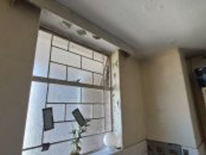 SUNNYSIDE - 2.5 BEDROOM FLAT FOR SALE - Photo 9