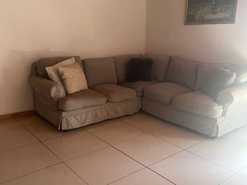 2 Bedroom House for Sale in Westridge  - Photo 10