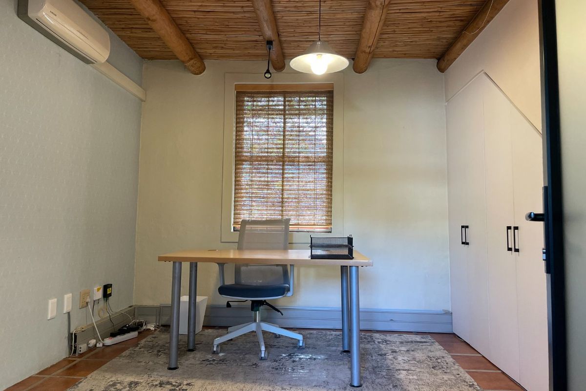 180m2 Ground and First Floor office suite  - Photo 5