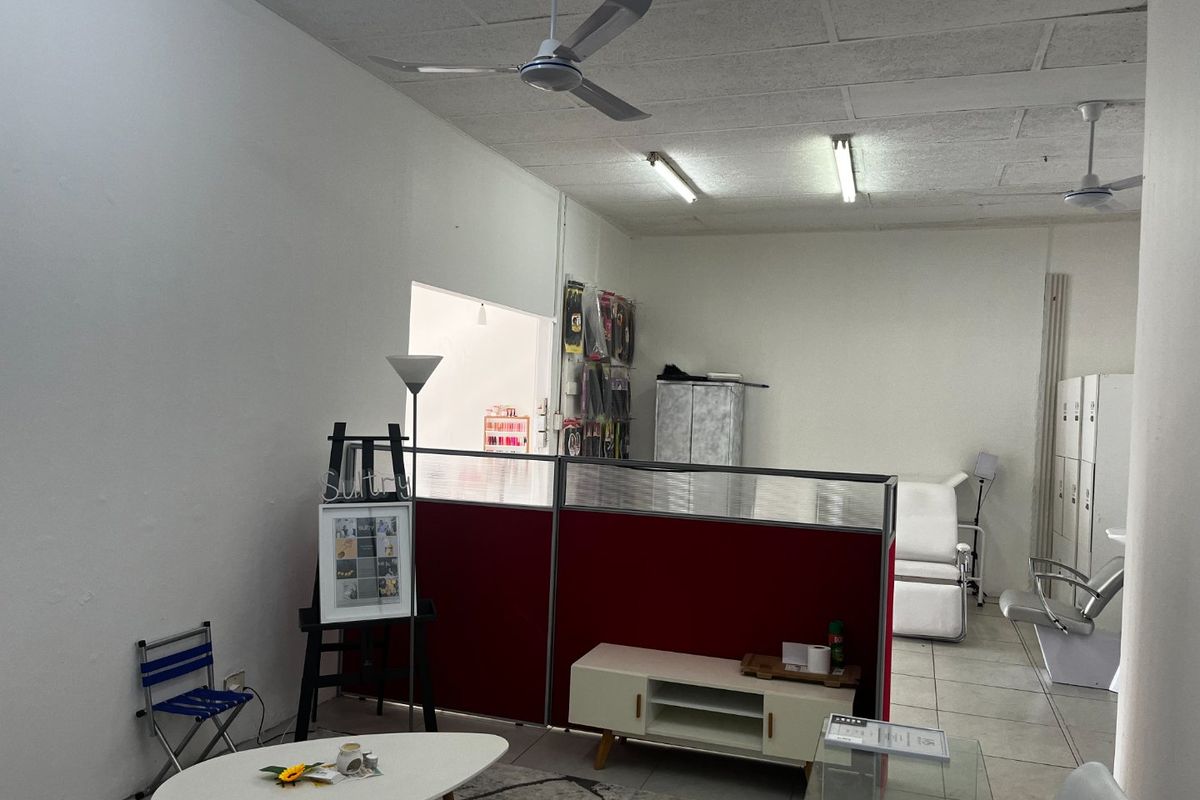 COMMERCIAL PROPERTY TO LET – SCHOEMANSVILLE - Photo 5