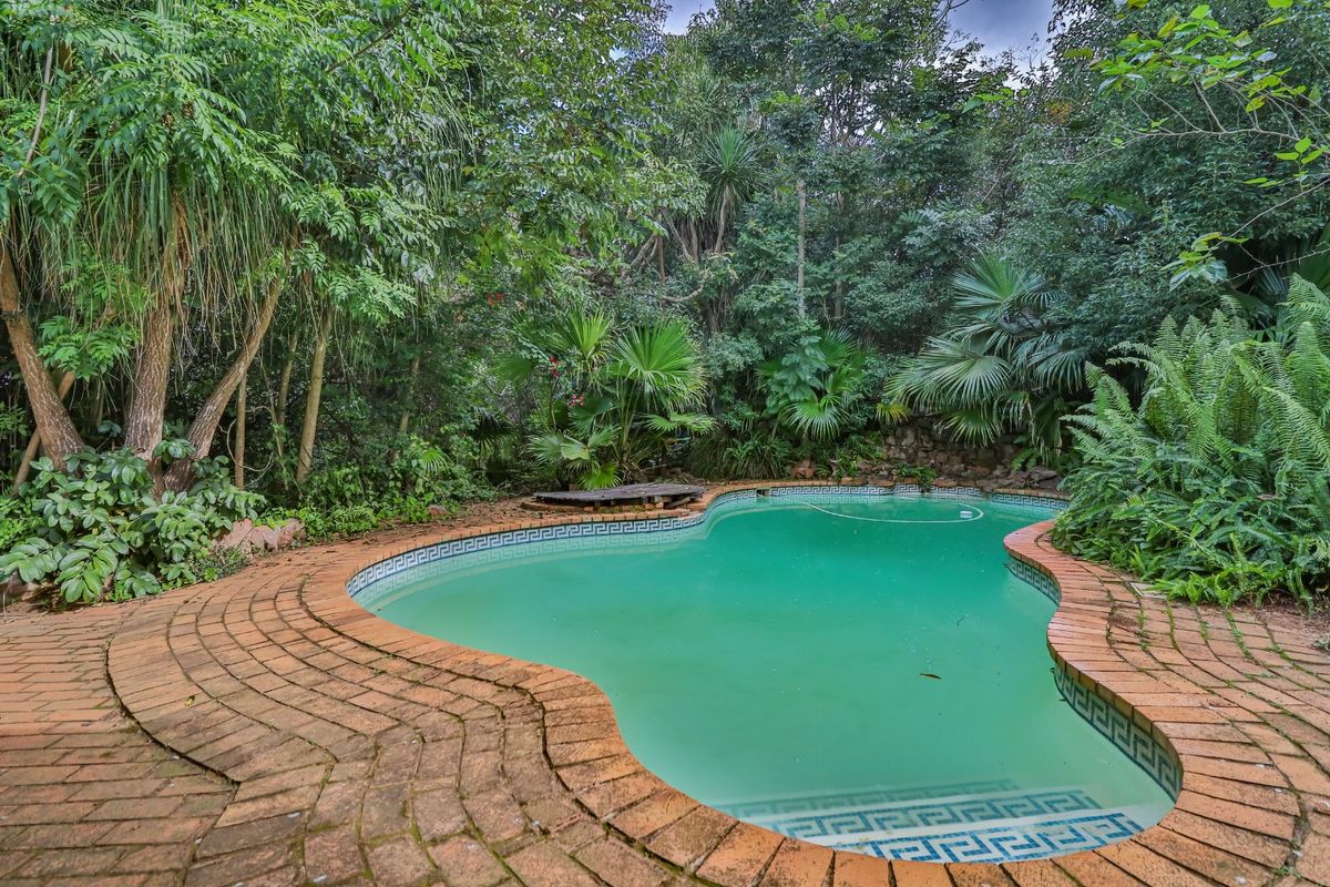 Spacious Family Home in a Prime Location - Photo 3