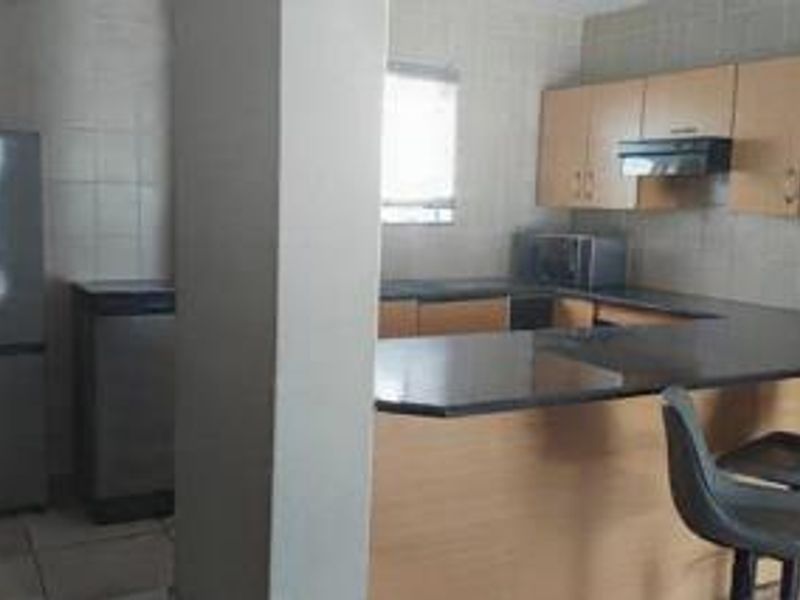 Apartment has 2-Bedroom with 1-Bathroom ,Kitchen and a Living room - Photo 2