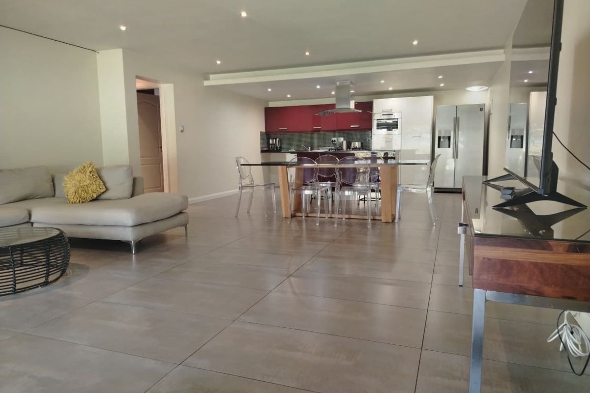 Fully Furnished Luxury in the Heart of Sandown - Photo 4