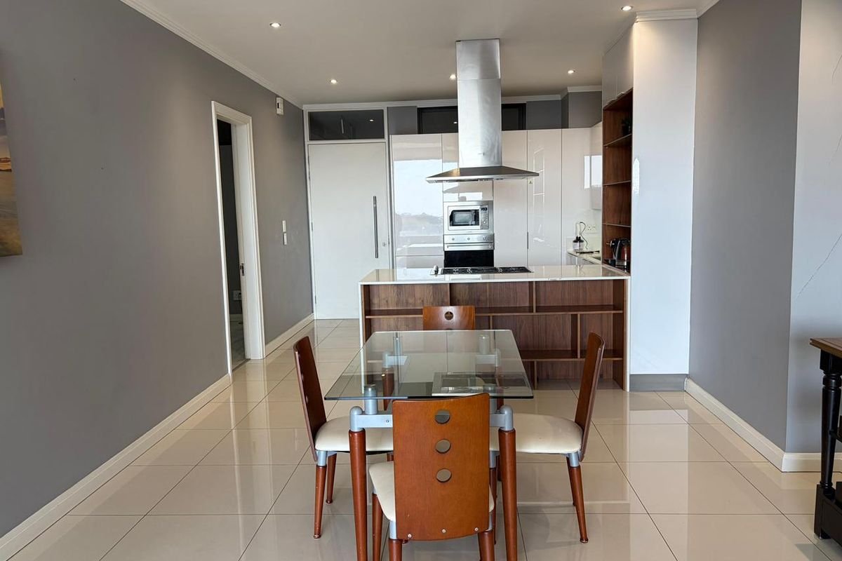 Executive 2 bed 2 bath  Fully Furnished Apartment - Photo 3