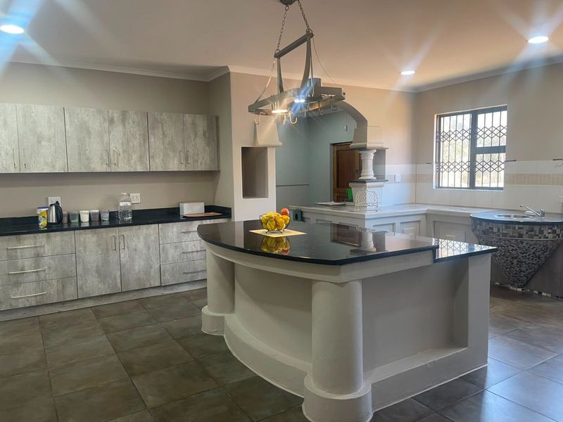 Modern, Sought After, Architect designed, Four Bed Freestanding Family Home for Rent- Ashburton - Photo 10