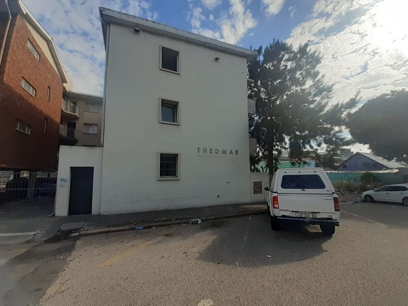 1 bedroom apartment for sale in Port Elizabeth Central - Photo 1