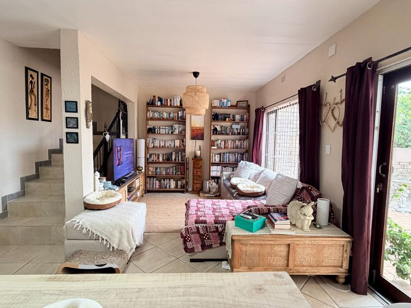 Spacious Coastal Duplex In Walking Distance To Uvongo Beach - Photo 6