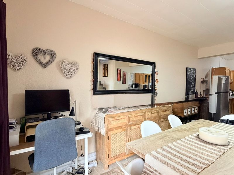 Spacious Coastal Duplex In Walking Distance To Uvongo Beach - Photo 7