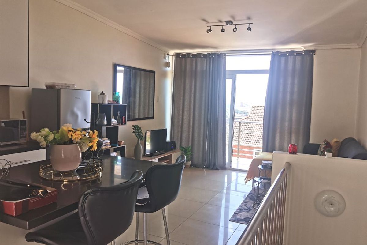 1 bedroom apartment for sale in Richmond Hill - Photo 5