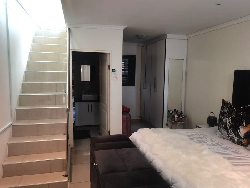 1 bedroom apartment for sale in Richmond Hill - Photo 7