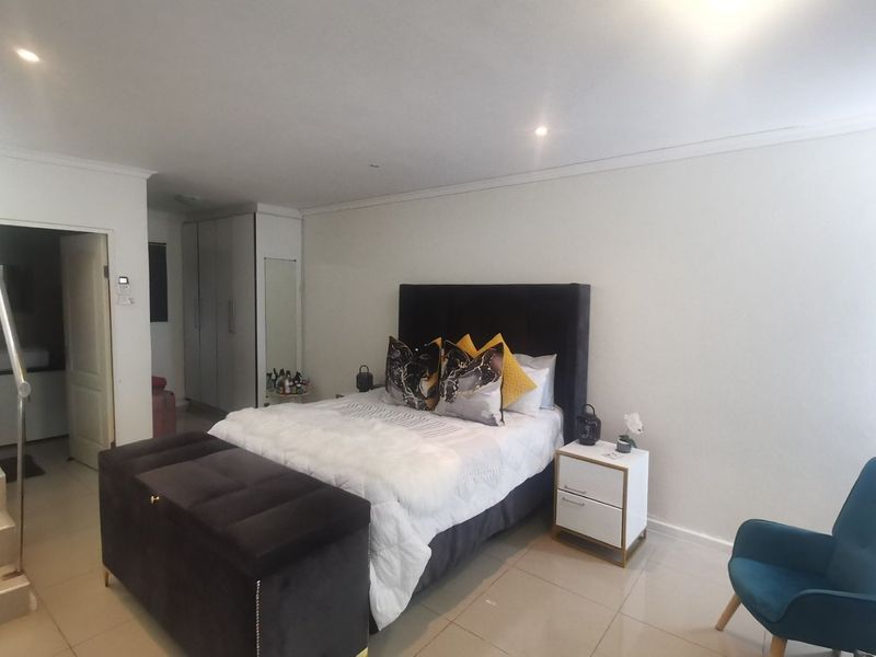 1 bedroom apartment for sale in Richmond Hill - Photo 10