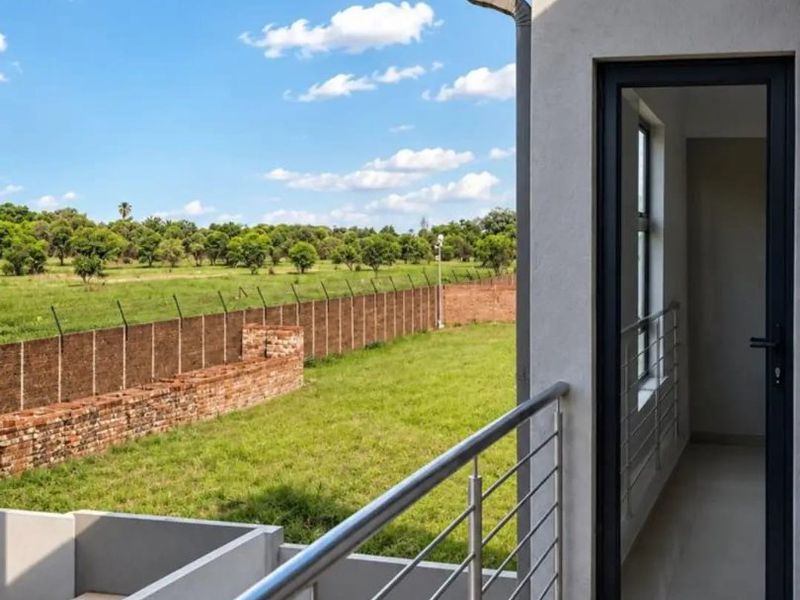 Secure Family Living in Zambezi Manor Lifestyle Estate  - Photo 2