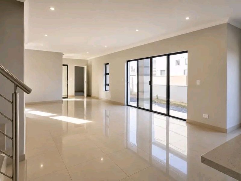 Secure Family Living in Zambezi Manor Lifestyle Estate  - Photo 7