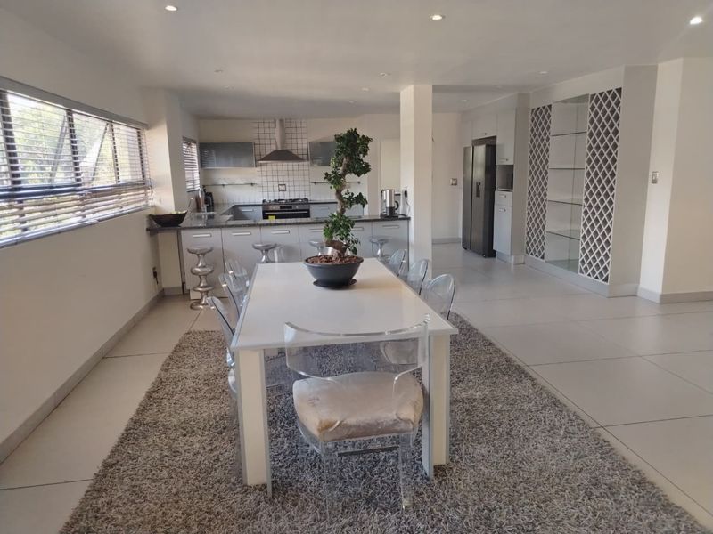 Exceptional fully furnished penthouse — immediate occupation. - Photo 7