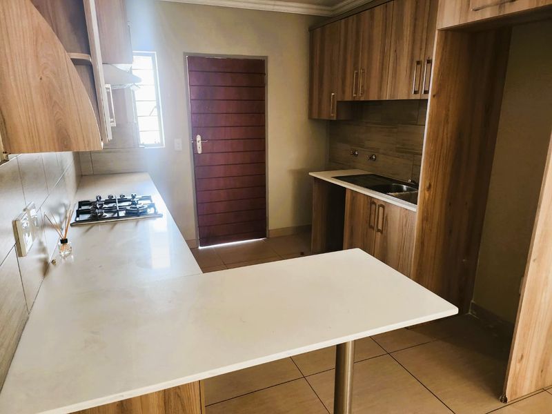 Charming 3-Bedroom Family Home in Andeon – For Sale - Photo 5