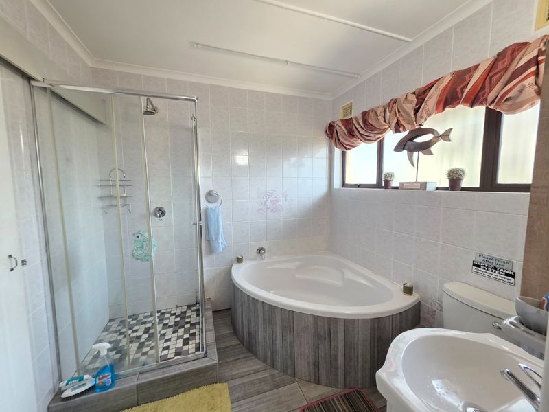 A Rare Find – Unique 4-Bedroom Family Home In A Prime Location - Photo 6