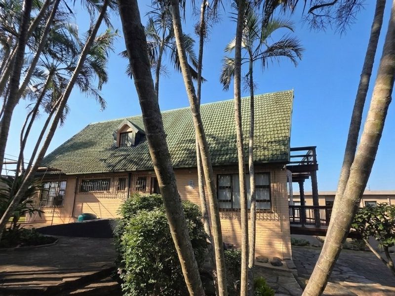 A Rare Find – Unique 4-Bedroom Family Home In A Prime Location - Photo 2
