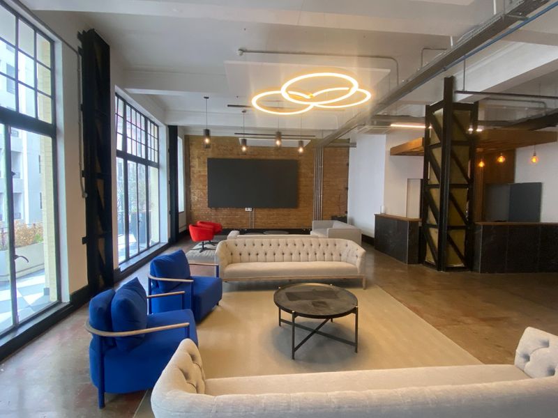 259m2 Commercial Space to Let  - Photo 5
