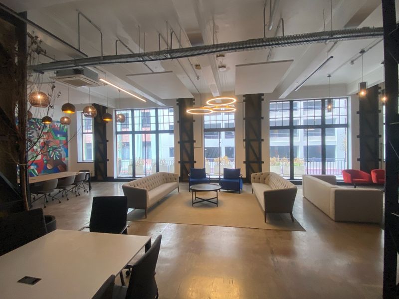 259m2 Commercial Space to Let  - Photo 1