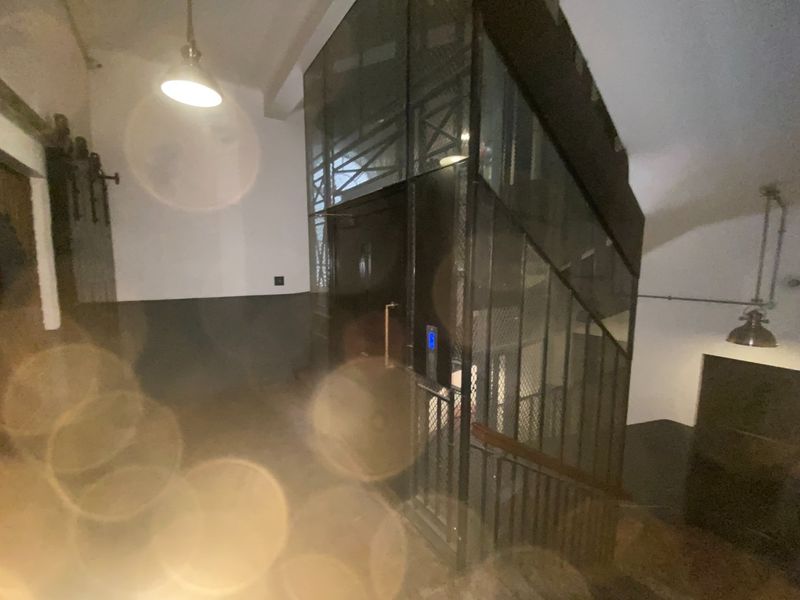 127m2 Commercial Space to Let  - Photo 8