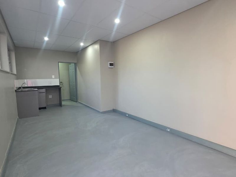 NEWLY BUILT COMMERCIAL OFFICE SPACE TO RENT - Photo 2
