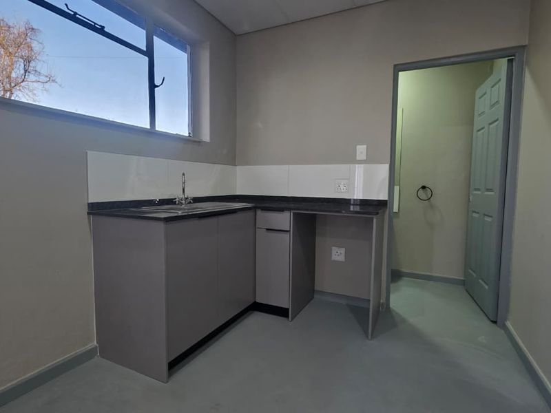 NEWLY BUILT COMMERCIAL OFFICE SPACE TO RENT - Photo 5