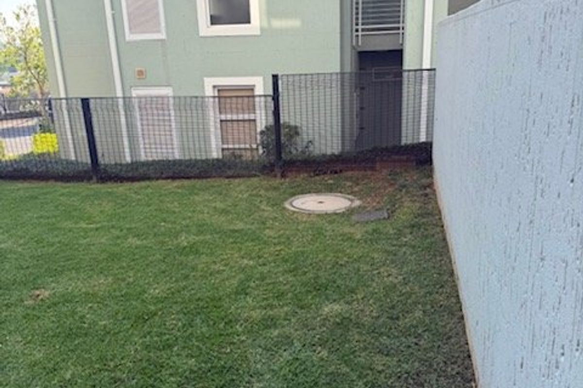 Well maintained one bed one full bath Ground Floor unit at The Quails - Photo 2