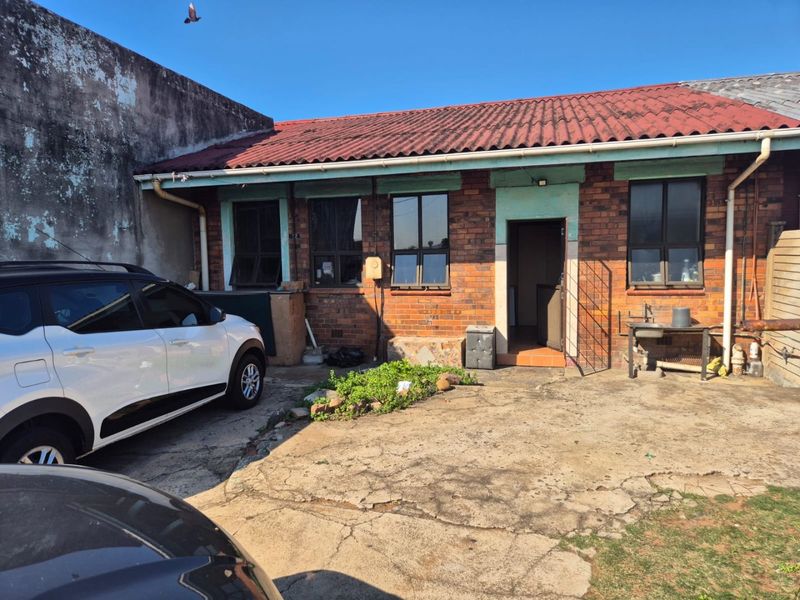3 Bedroom House for sale in Austerville R599 999 - Photo 1