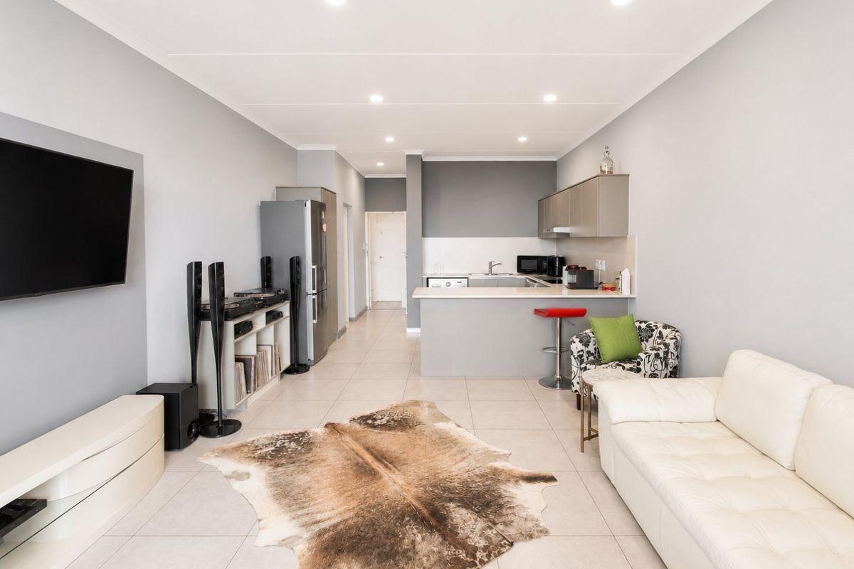 North facing haven in Greenstone Hill - Photo 4