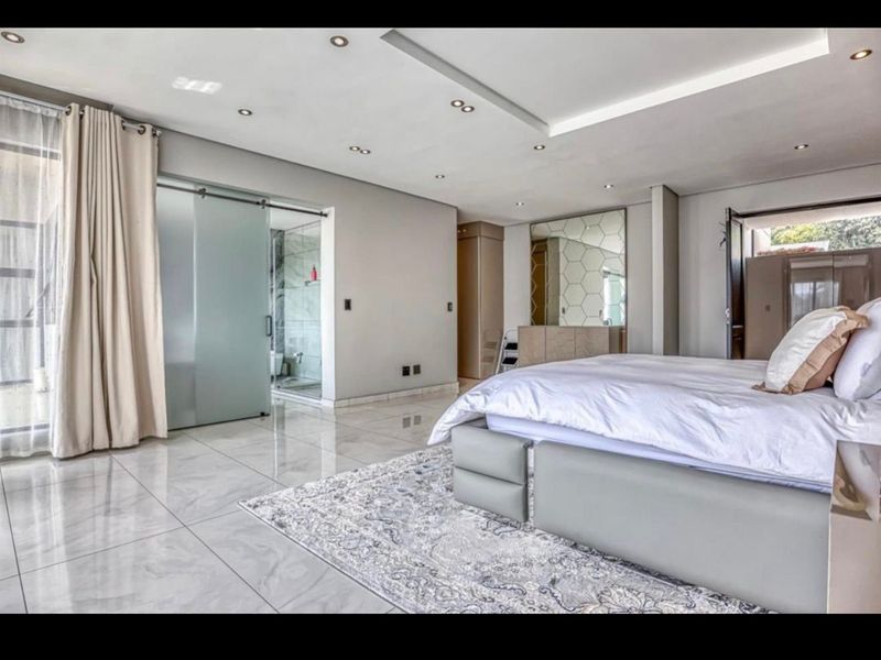 ?? Modern Luxury Home in Houghton - 4 bedrooms all with en-suite bathrooms - Photo 7