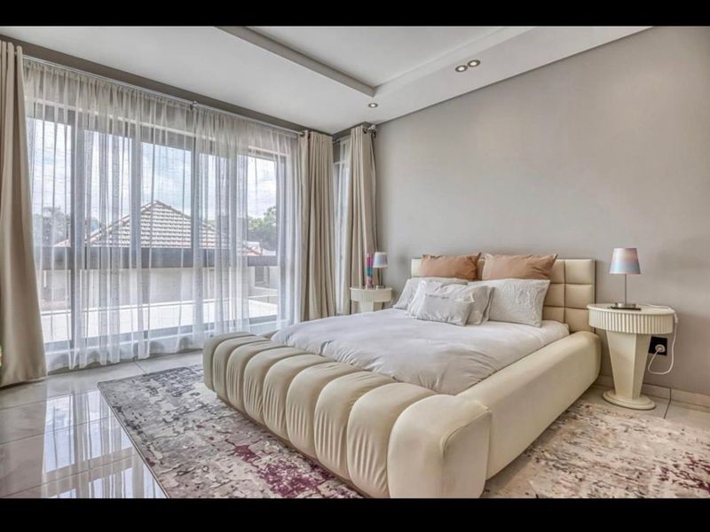 ?? Modern Luxury Home in Houghton - 4 bedrooms all with en-suite bathrooms - Photo 10
