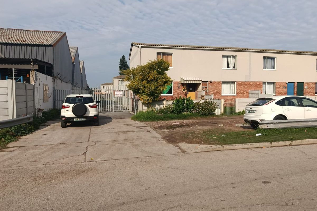 3 Bedroom Duplex In Ferguson - Photo 5
